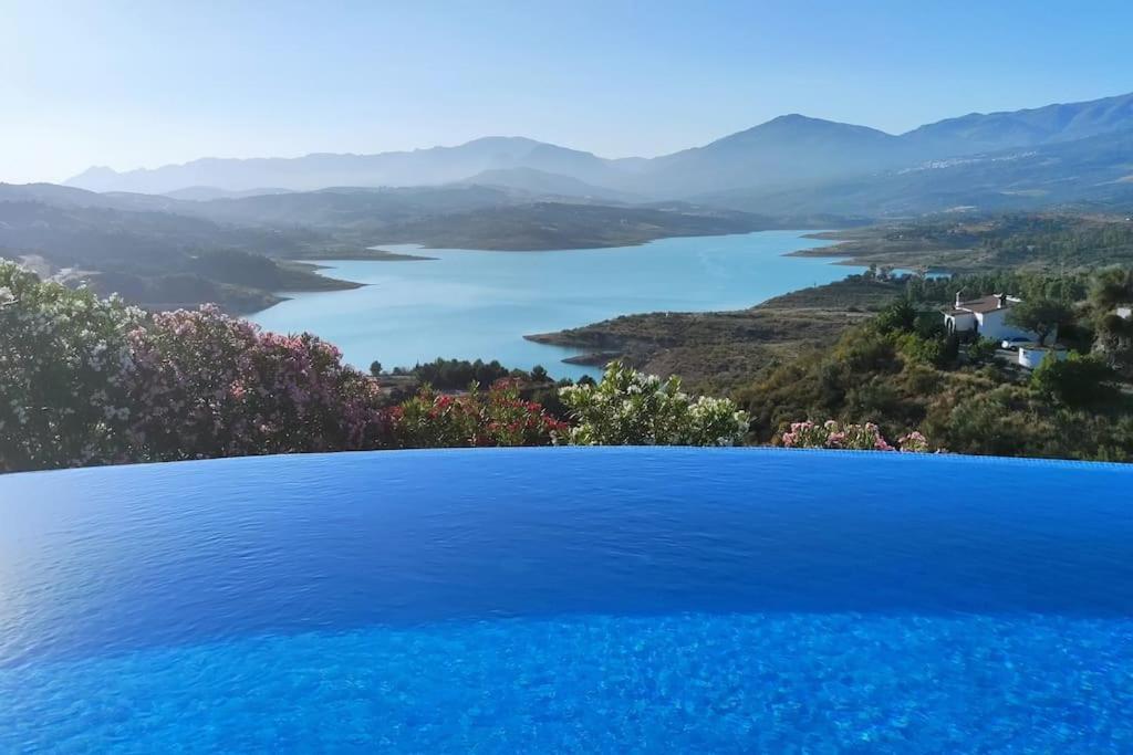 Adelfas, Piscina Infinity Сasa de vacaciones *