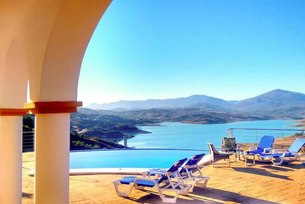 Adelfas, Piscina Infinity Málaga